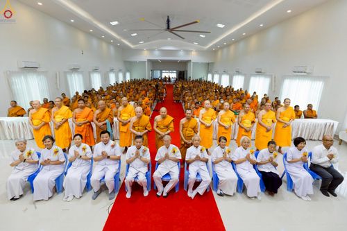 ภาพ No.232926:วันที่ 8  กรกฏาคม พ.ศ. 2568 สัมมนาคณะสงฆ์โซนภาคตะวันตก เพื่อฟื้นฟูพระพุทธศาสนา โครงการทอดกฐิน 30,000 วัดทั่วไทย ประจำปีพุทธศักราช 2568 ณ ศูนย์ปฏิบัติธรรมพระมงคลเทพมุนี อ.สองพี่น้อง จ.สุพรรณบุรี