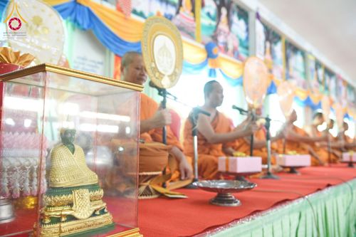 ภาพ No.170045:พิธีทอดกฐิน ณ วัดดาวเรือง จ.สระบุรี ในโครงการกฐินสามัคคีทั่วไทย 30,000 วัด บูชาธรรม 80 ปี หลวงพ่อธัมมชโย โดยคณะศิษยานุศิษย์วัดพระธรรมกาย วันที่ 26 ตุลาคม พ.ศ. 2567