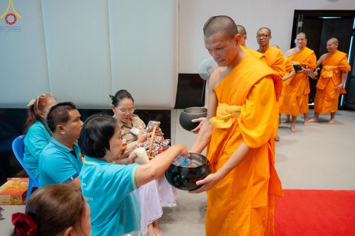 ภาพ No.150476:ชมรมจิตอาสาอนุรักษ์สิ่งแวดล้อม จัดกิจกรรมสหวาระเดือนเกิด ประจำเดือน สิงหาคม วันจันทร์ที่ 26 สิงหาคม พ.ศ. 2567