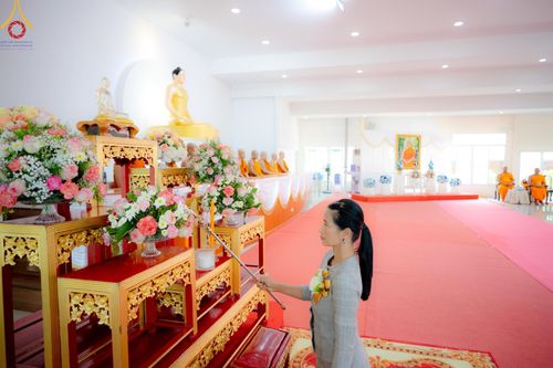 ภาพ No.142347:พิธีทอดผ้าป่าเพื่องานพระพุทธศาสนา , พิธีเจริญพระพุทธมนต์ , พิธีถวายสังฆทานแด่คณะสงฆ์ น้อมบูชาธรรม 80 ปี หลวงพ่อธัมมชโย และครบรอบ 12 ปี ธรรมอุทยานบ้านแป้ง อำเภอพรหมบุรี จังหวัดสิงห์บุรี ในวันเสาร์ที่ 22 มิถุนายน พ.ศ. 2567