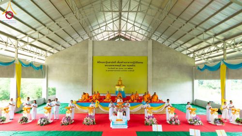 ภาพ No.164719:พิธีทอดกฐิน ณ ธุดงคสถานเขาย้อย เพชรบุรี สร้างอาคารปฏิบัติธรรม พระมงคลเทพมุนี(สด จนฺทสโร) ตำบลสระพัง อำเภอเขาย้อย จังหวัดเพชรบุรี วันอาทิตย์ ที่ 20 ตุลาคม พ.ศ. 2567