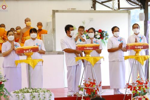 ภาพ No.76859:พิธีทอดผ้าป่าแก้วสำเร็จ เพื่อปูพื้นอาคารอเนกประสงค์ทั้ง 4 หลัง วันอาทิตย์ที่ 26 กุมภาพันธ์ พ.ศ. 2566 ณ ศูนย์ปฏิบัติธรรมนานาชาติเบตง จ.ยะลา