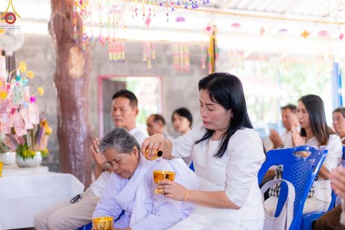 ภาพ No.166091:พิธีทอดกฐิน ณ ที่พักสงฆ์นาเจริญ(คุ้มเกษม) จ.อุบลราชธานี ในโครงการกฐินสามัคคีทั่วไทย 30,000 วัด บูชาธรรม 80 ปี หลวงพ่อธัมมชโย โดยคณะศิษยานุศิษย์วัดพระธรรมกาย วันที่ 20 ตุลาคม พ.ศ. 2567