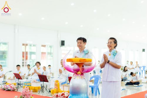 ภาพ No.238533:วันอาทิตย์ที่ 17 สิงหาคม พ.ศ. 2568 พิธีทอดผ้าป่าบำรุงศูนย์อบรมเยาวชนนครปฐม ครบรอบ 14 ปี และพิธีปลูกต้นไม้รอบสระเศรษฐี ณ ศูนย์อบรมเยาวชนนครปฐม