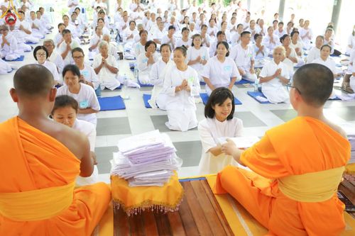 ภาพ No.154986:โครงการอุบาสกแก้ว อุบาสิกาแก้ว รุ่นที่ 2 ตัวแทนทอดกฐินสามัคคีทั่วไทย 30,000 วัด บูชาธรรม 80 ปี หลวงพ่อธัมมชโย จังหวัดบุรีรัมย์ ระหว่างวันที่ 13-15 กันยายน พ.ศ. 2567