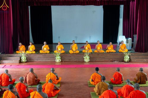 ภาพ No.139841:PhotoStory มหาศรัทธา ธรรมยาตราศรีลังกา EP.2 พิธีเปิดโครงการสยาม-ลังกา ธรรมยาตรา ฉลองเทศกาลวิสาขบูชาแห่งชาติ ศรีลังกา บูชาธรรม 80 ปีหลวงพ่อธัมมชโย เมื่อวันที่ 17 พฤษภาคม พ.ศ. 2567