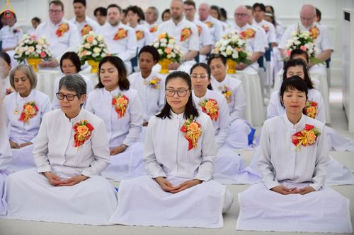 ภาพ No.257372:วันที่ 11 ตุลาคม พ.ศ. 2568 พิธีทอดกฐินสามัคคี  เพื่องานเผยแผ่พระพุทธศาสนา วิชชาธรรมกายสู่ชาวท้องถิ่น ณ วัดพระธรรมกายคอร์ซัวร์ ลุสท์สโกว  ประเทศเดนมาร์ก 