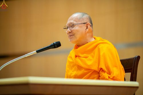 ภาพ No.90379:งานสัมมนา ผู้นำบุญยอดกัลยาณมิตร 77 จังหวัดทั่วไทย โครงการกฐินสามัคคีทั่วไทย 5,000 วัด พุทธศักราช 2566 และโครงการอุปสมบท 3,000 รูป บูชาธรรมมหาปูชนียาจารย์ ระหว่าง วันที่ 6 - 8 ตุลาคม พ.ศ. 2566 ณ จ.นครราชสีมา