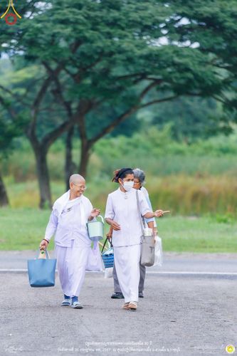 ภาพ No.147234:ปฐมสังฆทานบูชาธรรมหลวงพ่อธัมมชโย 80 ปี พิธีถวายสังฆทาน 80 วัด ในอำเภอสวนผึ้ง-บ้านคา  วันอังคารที่ 30 กรกฎาคม พ.ศ.2567 ณ ศูนย์ปฎิบัติธรรมสวนผึ้ง จ.ราชบุรี