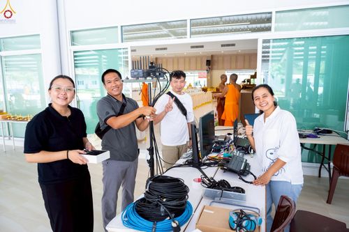 ภาพ No.245152:วันเสาร์ที่ 13 กันยายน พ.ศ. 2568 พิธีถวายสังฆทานแด่คณะสงฆ์ 323 วัด ปีที่ 21 ครั้งที่ 181 พิธีมอบกองทุนหนุนแรงใจช่วยครูใต้ ปีที่ 18 ครั้งทึ่ 144 และพิธีทำบุญอุทิศส่วนกุศลให้ผู้วายชนม์ ณ ศูนย์ปฏิบัติธรรมภาคใต้ จ.สงขลา