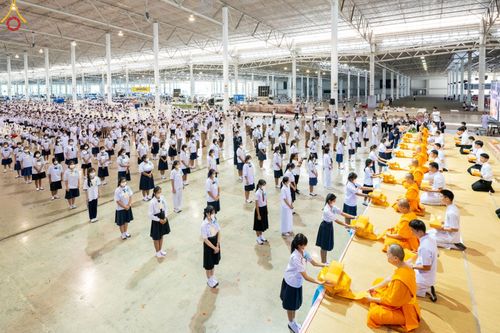 ภาพ No.89641:อบรมเชิงปฏิบัติการจัดกิจกรรมทอดกฐินสัมฤทธิ์ และพิธีมอบผ้าไตรประธานกฐินสัมฤทธิ์เด็กดี V-Star ประจำปีพุทธศักราช 2566  วันเสาร์ที่ 9 กันยายน พ.ศ. 2566 ณ สภาธรรมกายสากล วัดพระธรรมกาย จ.ปทุมธานี