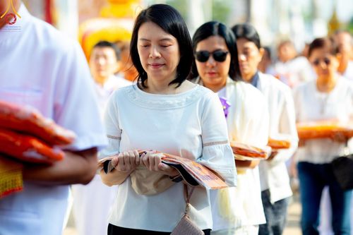 ภาพ No.189295:พิธีทอดผ้าป่าทำนุบำรุงศาสนสถาน ในโครงการธรรมยาตรา กตัญญูบูชา มหาปูชนียาจารย์ พระมงคลเทพมุนี(สด จนฺทสโร) พระผู้ปราบมาร อนุสรณ์สถาน 7 แห่ง ปีที่ 13 ณ วัดใหม่นพรัตน์  ต.เนินพระปรางค์ อ.สองพี่น้อง จ.สุพรรณบุรี วันที่ 5 มกราคม พ.ศ. 2568