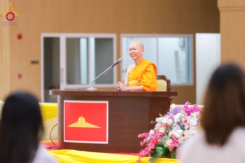 ภาพ No.177863:การอบรมโครงการตอบปัญหาธรรมะ "ทางก้าวหน้า" ครั้งที่ 42 SUPERVISOR รอบ Final Course วันที่ 23-24 พฤศจิกายน พ.ศ.2567 ณ ห้องแก้วสารพัดนึก 2 สภาธรรมกายสากล วัดพระธรรมกาย ปทุมธานี