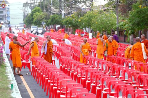 ภาพ No.236787:วันที่ 26-27 กรกฎาคม พ.ศ. 2568 ภาพการเตรียมงาน - เก็บงาน มหาสังฆทานครั้งยิ่งใหญ่ ตักบาตรพระ 1,000 รูป ทำบุญเมืองพัทลุง