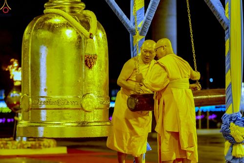 ภาพ No.244388:วันที่ 7 กันยายน พ.ศ. 2568 พิธีฉลองชัยสวดมนต์บทธัมมจักกัปปวัตตนสูตร 7,681,108,108 จบ ณ มหารัตนวิหารคด วัดพระธรรมกาย