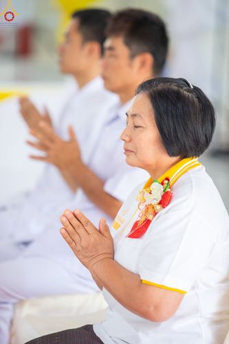 ภาพ No.86649:พิธีเจริญพระพุทธมนต์ถวายพระพรชัยมงคลแด่ สมเด็จพระนางเจ้าสิริกิติ์ พระบรมราชินีนาถ พระบรมราชชนนีพันปีหลวง พระบาทสมเด็จพระวชิรเกล้าเจ้าอยู่หัว และสมเด็จพระนางเจ้าฯ พระบรมราชินี วันจันทร์ที่ ๒๘ สิงหาคม พ.ศ. ๒๕๖๖ ณ มณฑลพิธีฯ อาคารโถงช้างฯ วัดพระธรรมกาย