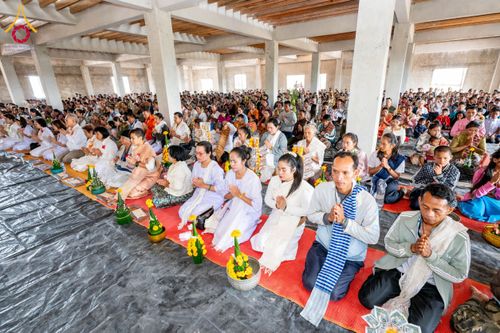 ภาพ No.173264:พิธีทอดกฐินต่างประเทศ ในนามหลวงพ่อธัมมชโย ณ วัดสิริวิเวก เพื่อถวายที่ดินส่วนขยาย 200 ไร่ แขวงจำปาสัก สปป. ลาว วันพุธที่ 30 ตุลาคม พ.ศ. 2567