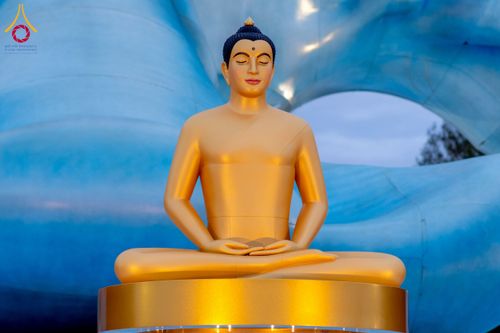 ภาพ No.266085:วันพุธที่ 5 พฤศจิกายน พ.ศ. 2568 (วันพระ ขึ้น 15 ค่ำ เดือน 12) พิธีจุดประทีปโคมลาน, โคมลอย และลอยกระทง ถวายประทีปเป็นพุทธบูชา สร้างความสว่างไสวให้กับแผ่นดินด้วยแสงธรรม ณ พุทธอุทยานนานาชาติ จังหวัดหนองคาย