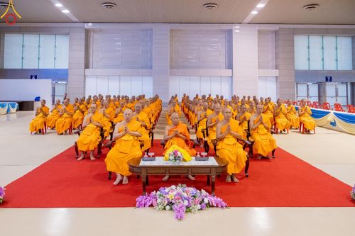 ภาพ No.57938:พิธีมุทิตาสักการะพระสังฆาธิการ ผู้ที่ได้รับพระราชทานเลื่อนและตั้งสมณศักดิ์ ปีพุทธศักราช 2567 วันอาทิตย์ที่ 28 เมษายน พ.ศ. 2567 ณ วัดพระธรรมกาย จ.ปทุมธานี