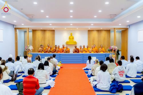 ภาพ No.233266:วันอาทิตย์ที่ 6 กรกฎาคม พ.ศ. 2568 พิธีถวายมหาสังฆทานแด่คณะสงฆ์ทั่วโลกและพิธีตักบาตรเนื่องในวันเข้าพรรษา  ณ วัดพุทธเคปทาวน์ ประเทศแอฟริกาใต้