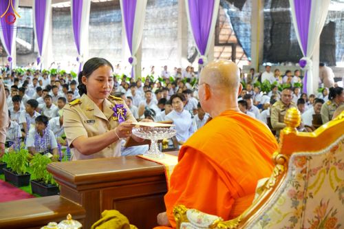 ภาพ No.125615:พิธีมอบโล่และทุนการศึกษา โครงการโรงเรียนส่งเสริมศีลธรรม  "นักบุญขุนเขา" ครั้งที่ ๒ ณ อาคารธรรมสภา วัดบ้านขุน ตำบลบ่อหลวง อำเภอฮอด จังหวัดเชียงใหม่ วันอังคารที่ ๒๗ กุมภาพันธ์ พ.ศ.๒๕๖๗