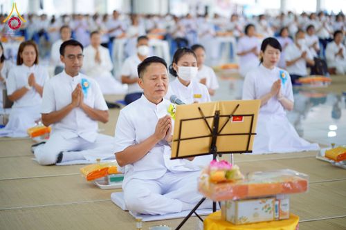 ภาพ No.226510:วันที่ 26 พฤษภาคม พ.ศ. 2568 พิธีบุพเปตพลี ครั้งที่ 164 ร่วมอุทิศบุญแด่หมู่ญาติที่ล่วงลับไปแล้ว และสืบทอดอายุพระพุทธศาสนา ณ หอฉันคุณยายอาจารย์ฯ วัดพระธรรมกาย