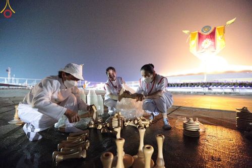 ภาพ No.123331:V.25 ชิตังเม การเตรียมงาน เก็บงาน การรับบุญของเจ้าหน้าที่หน่วยงานต่างๆ เพื่อโครงการธรรมยาตรา กตัญญูบูชา มหาปูชนียาจารย์ พระมงคลเทพมุนี (สด จนฺทสโร) พระผู้ปราบมาร อนุสรณ์สถาน 7 แห่ง ปีที่ 12 ระหว่างวันที่ 2 - 31 มกราคม พ.ศ.2567