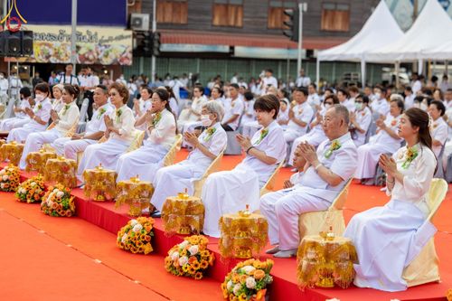 ภาพ No.126316:พิธีทำบุญเมืองนครราชสีมา ฉลอง 556 ปี ตักบาตรพระ 10,000 รูป ในวันเสาร์ที่ 2 มีนาคม พ.ศ.2567 ณ อนุสาวรีย์ท้าวสุรนารี จ.นครราชสีมา จัดโดย คณะสงฆ์จังหวัดนครราชสีมา ร่วมกับสำนักงานจังหวัดนครราชสีมา