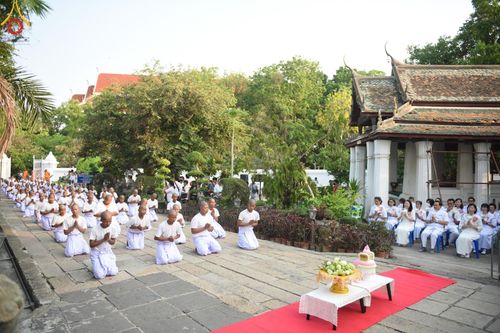 ภาพ No.135552:พิธีขอขมามอบผ้าไตร, พิธีบรรพชาสามเณร ในโครงการบรรพชาสามเณร ฟื้นฟูพระพุทธศาสนาทั่วไทย ณ วัดพระพุทธบาท ราชวรมหาวิหาร อ.พระพุทธบาท จ.สระบุรี วันที่ 6 เมษายน พ.ศ. 2567