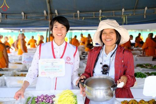 ภาพ No.128619:V.33 รวมพลังเพื่อบางกล่ำ การเตรียมงานของเจ้าหน้าที่หน่วยงานต่างๆ เพื่องานธรรมยาตราอัญเชิญพระบรมสารีริกธาตุ ประดิษฐาน ณ มหารัตนเจดีย์สิริปทุมสวรรค์ (เจดีย์อริยพุทธะ 5 พระองค์) ศูนย์ปฏิบัติธรรมภาคใต้ อ.บางกล่ำ จ.สงขลา ระหว่างวันที่ 9-10 มีนาคม พ.ศ. 2567