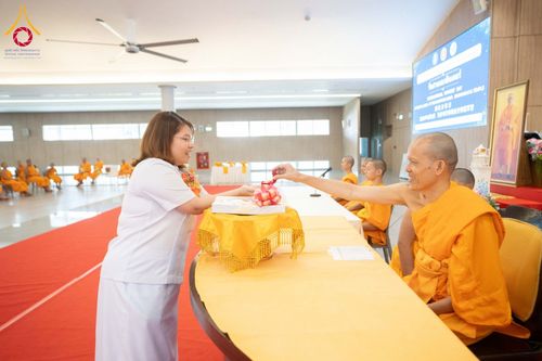 ภาพ No.161719:พิธีถวายทุนการศึกษา ภาษาต่างประเทศแด่สามเณร วันสามเณรอินเตอร์ วันเสาร์ที่ 5 ตุลาคม พ.ศ. 2567 ณ ค่ายจองแชมป์ หมู่กุฏิสามเณรเปรียญธรรม วัดพระธรรมกาย จ.ปทุมธานี