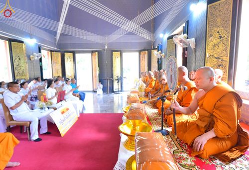 ภาพ No.163380:โครงการกฐินสามัคคีทั่วไทย 30,000 วัด บูชาธรรม 80 ปี หลวงพ่อธัมมชโย โดย คณะศิษยานุศิษย์วัดพระธรรมกาย ณ วัดหนองกระโดน อ.เมือง จ.นครปฐม วันที่ 19 ตุลาคม พ.ศ. 2567