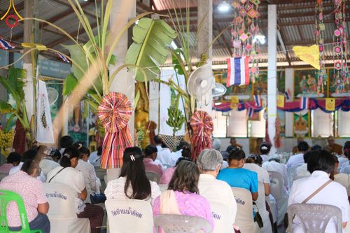 ภาพ No.168862:พิธีทอดกฐิน ณ วัดบ้านน้ำอ้อม จ.บุรีรัมย์ ในโครงการกฐินสามัคคีทั่วไทย 30,000 วัด บูชาธรรม 80 ปี หลวงพ่อธัมมชโย โดยคณะศิษยานุศิษย์วัดพระธรรมกาย วันที่ 23 ตุลาคม พ.ศ. 2567