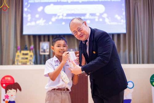 ภาพ No.103620:วันรวมพลังเด็กดี V-star ผู้นำฟื้นฟูศีลธรรมโลก จังหวัดสมุทรปราการ วันพุธที่ 20 ธันวาคม พ.ศ. 2566 ณ เมืองโบราณ จ.สมุทรปราการ