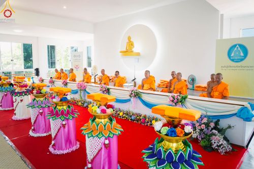 ภาพ No.97647:พิธีทอดกฐินสามัคคี เพื่อถมดินทำถนนและใช้ป้องกันน้ำท่วม ณ ศูนย์ปฏิบัติธรรมจังหวัดนครนายก อ.องครักษ์ จ.นครนายก วันที่ 19 พฤศจิกายน พ.ศ. 2566