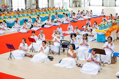 ภาพ No.87079:พิธีทักษิณานุปทานแด่บรรพชนตระกูลผ่องสวัสดิ์ และหมู่ญาติที่ล่วงลับไปแล้ว ณ มหาเจดีย์ทัตตชีโว ศูนย์อบรมเยาวชนกาญจนบุรี วันที่ 31 สิงหาคม พ.ศ. 2566