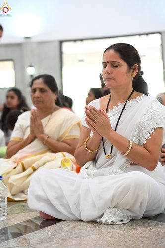 ภาพ No.263281:วันที่ 14 ตุลาคม พ.ศ. 2568 กฐินวัดถ้ำพุทธตรีรัศมี เมืองนาสิก รัฐมหาราษฎร์ ประเทศอินเดีย 