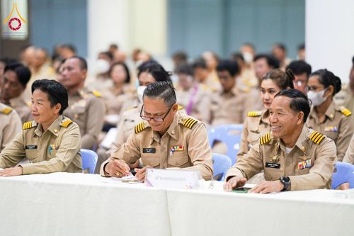 ภาพ No.122961:อำเภอคลองหลวง จัดประชุมกำนัน ผู้ใหญ่บ้าน แพทย์ประจำตำบล ผู้ช่วยผู้ใหญ่บ้าน สารวัตรกำนัน ฯลฯ ประจำเดือนกุมภาพันธ์ พ.ศ. 2567 ณ วัดพระธรรมกาย