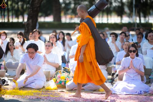 ภาพ No.279581:วันที่ 2 มกราคม พ.ศ.2569 พิธีต้อนรับพระธรรมยาตรา ครั้งที่ 1 ณ วัดพระธรรมกาย (วิหารหลวงปู่ - พระมหาธรรมกายเจดีย์)