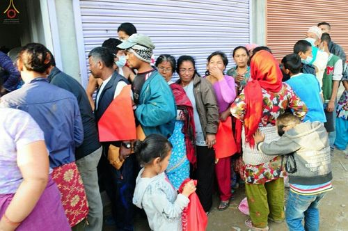 ภาพ No.17055:มูลนิธิธรรมกายช่วยเหลือผู้ประสบภัยแผ่นดินไหวที่ประเทศเนปาล