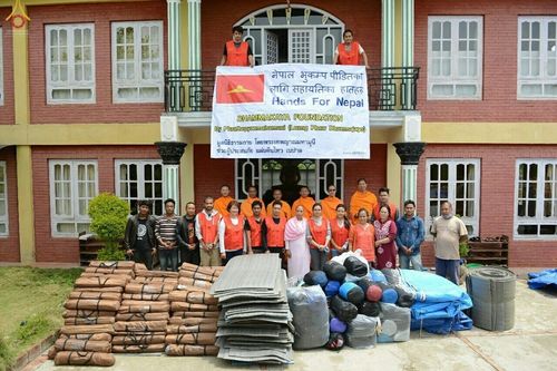 ภาพ No.17058:มูลนิธิธรรมกายช่วยเหลือผู้ประสบภัยแผ่นดินไหวที่ประเทศเนปาล