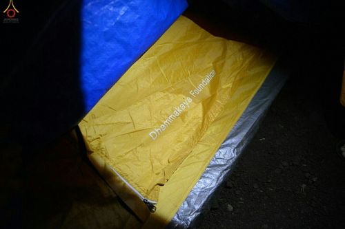 ภาพ No.17099:มูลนิธิธรรมกายช่วยเหลือผู้ประสบภัยแผ่นดินไหวที่ประเทศเนปาล