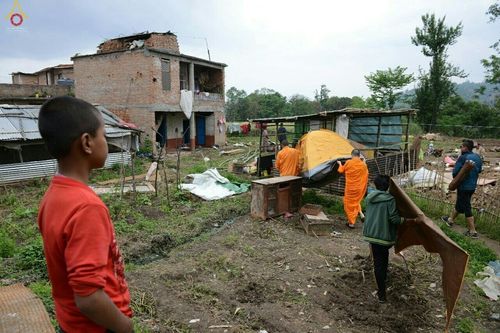 ภาพ No.17109:มูลนิธิธรรมกายช่วยเหลือผู้ประสบภัยแผ่นดินไหวที่ประเทศเนปาล