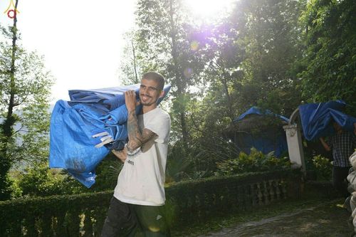 ภาพ No.17161:มูลนิธิธรรมกายช่วยเหลือผู้ประสบภัยแผ่นดินไหวที่ประเทศเนปาล