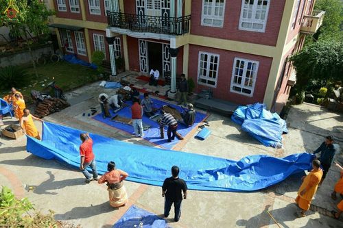 ภาพ No.17177:มูลนิธิธรรมกายช่วยเหลือผู้ประสบภัยแผ่นดินไหวที่ประเทศเนปาล