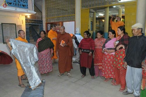 ภาพ No.17211:มูลนิธิธรรมกายช่วยเหลือผู้ประสบภัยแผ่นดินไหวที่ประเทศเนปาล