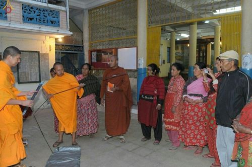 ภาพ No.17223:มูลนิธิธรรมกายช่วยเหลือผู้ประสบภัยแผ่นดินไหวที่ประเทศเนปาล