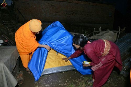 ภาพ No.17224:มูลนิธิธรรมกายช่วยเหลือผู้ประสบภัยแผ่นดินไหวที่ประเทศเนปาล