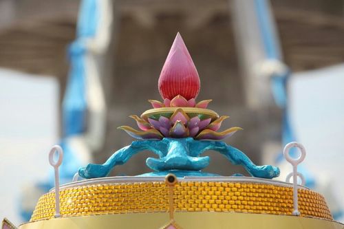 ภาพ No.11456:ประมวลภาพพิธีอัญเชิญพระบรมธาตุประดิษฐาน ณ ปทุมรัตน์ธรรมเจดีย์ พุทธอุทยานนานาชาติ จ.หนองคาย