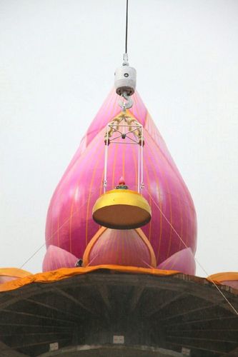 ภาพ No.11460:ประมวลภาพพิธีอัญเชิญพระบรมธาตุประดิษฐาน ณ ปทุมรัตน์ธรรมเจดีย์ พุทธอุทยานนานาชาติ จ.หนองคาย